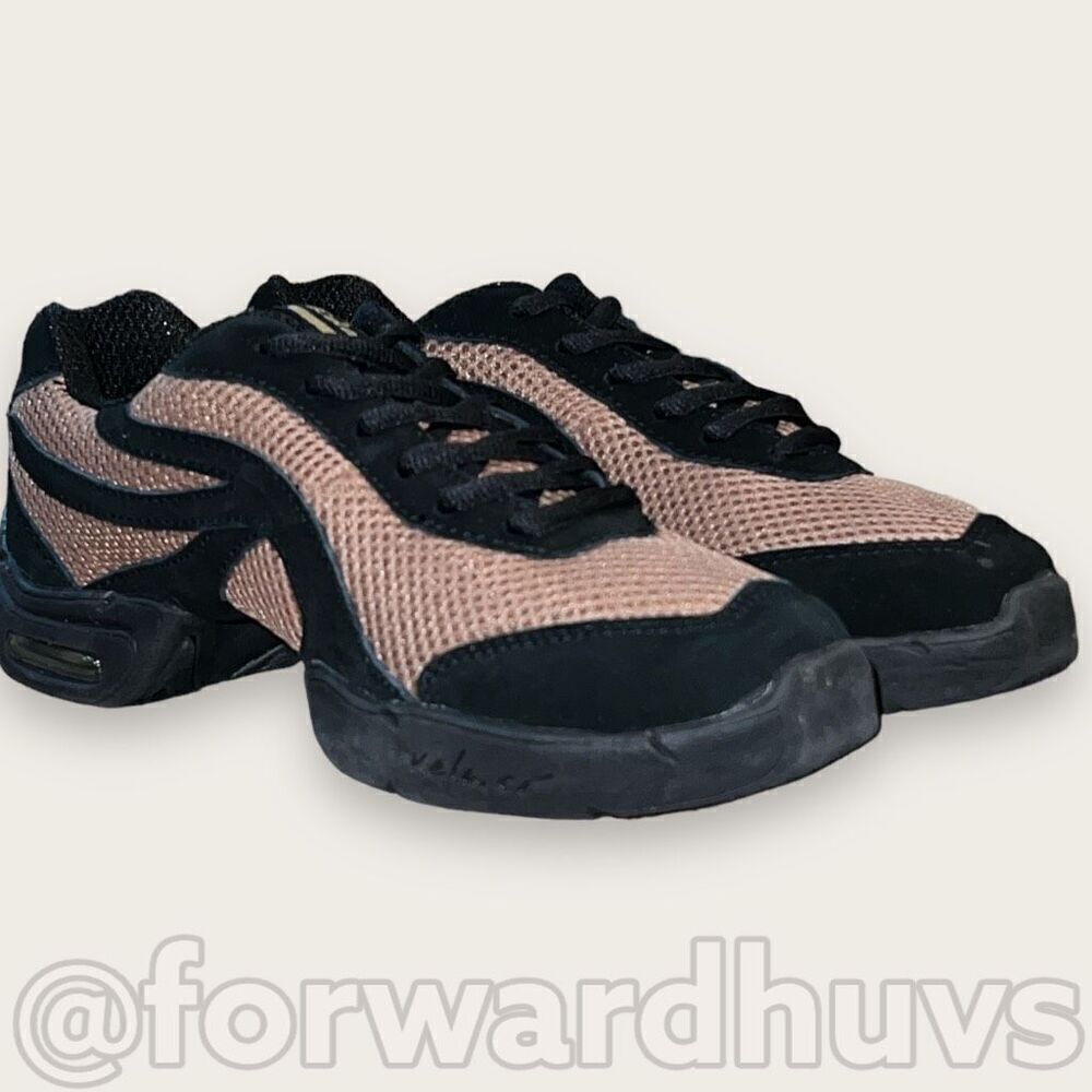 Kela Ci Women's Gently Used "Tip Top" Dance Sneaker Size 8.5 (Runs Small)